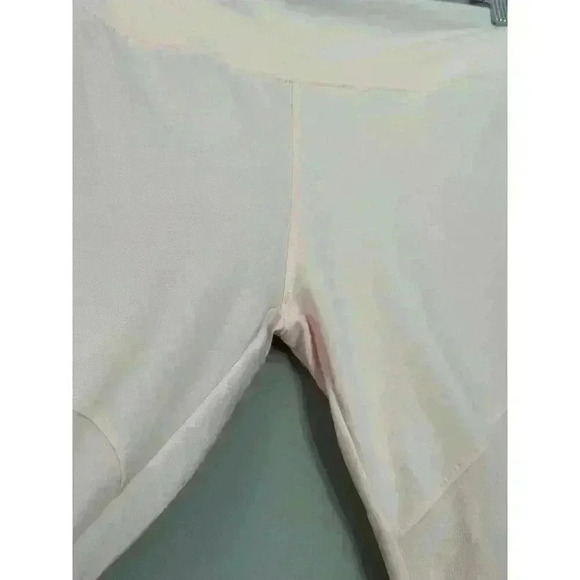 Series 8 Capri Fitness Performance Leggings (410) - Picture 4 of 9